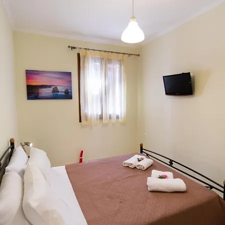 Delphinus Villas-villa Nikitas