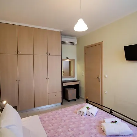 Delphinus Villas-villa Nikitas * Agios Nikitas